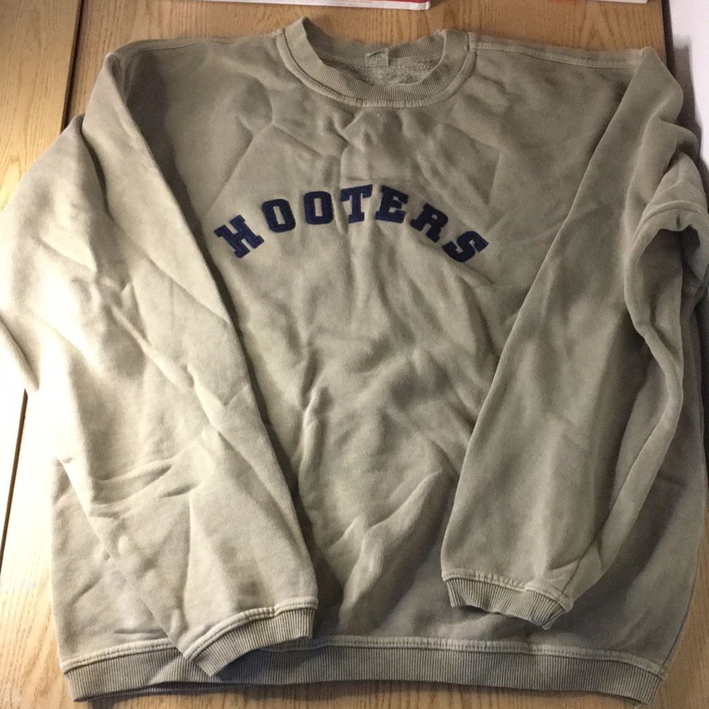 New Rare Hooters Unisex Mocha/Khaki Sweatshirt Medium
